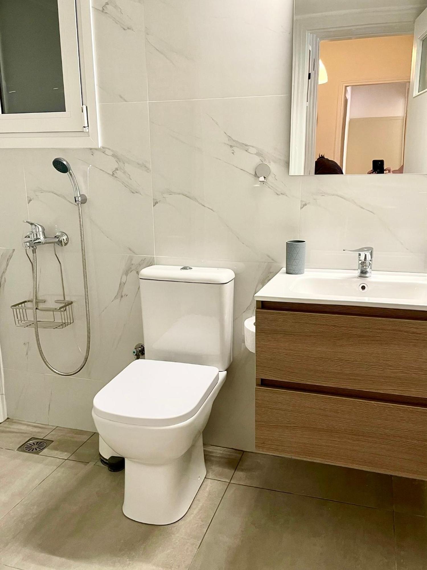 Spacious Apartment Near Panormou Metro Atina Dış mekan fotoğraf